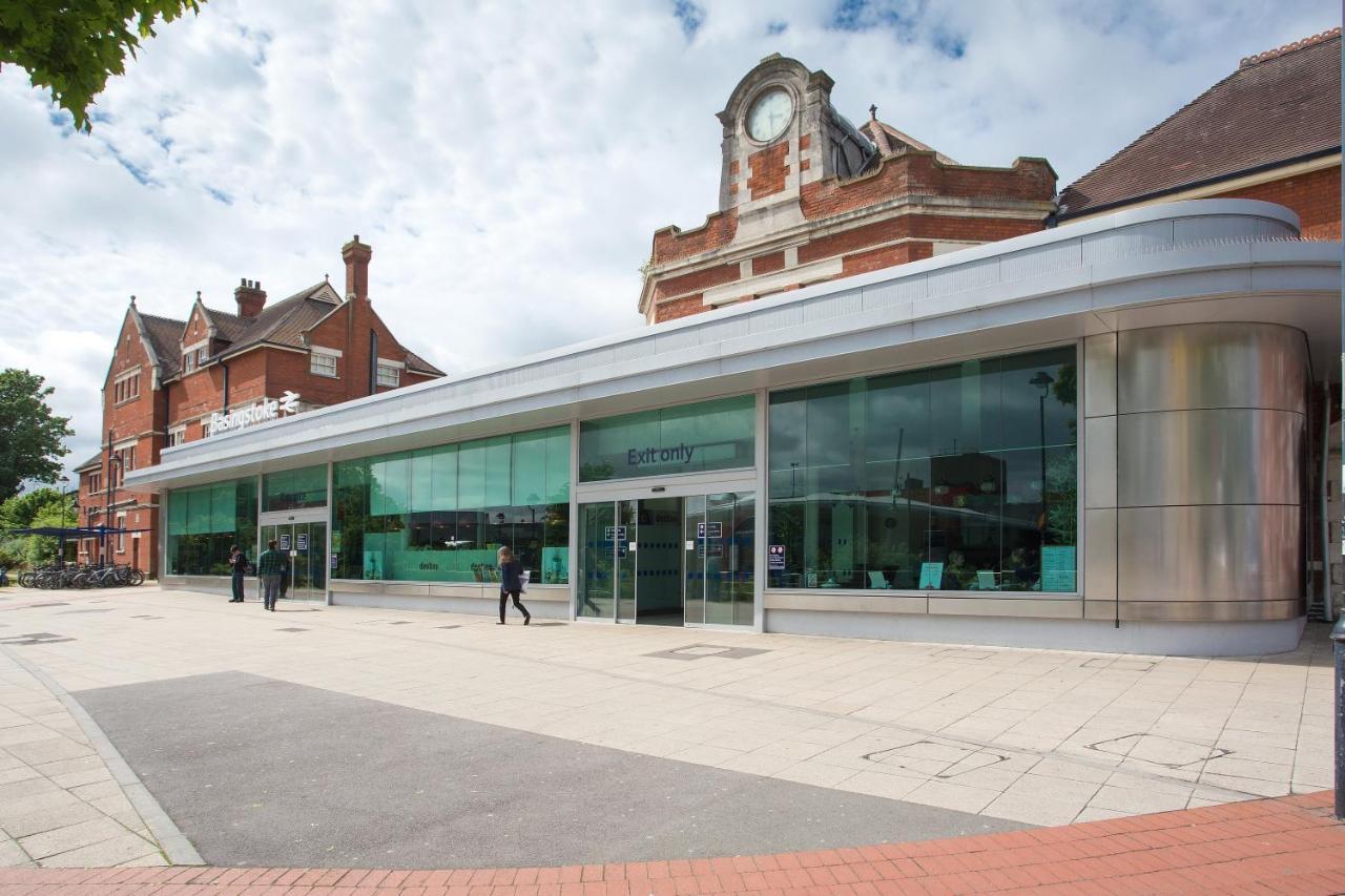Basingstoke Apartments - Westlands House, City Centre, Home-From-Home Exterior foto
