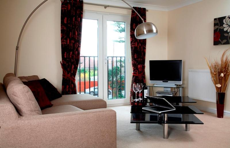 Basingstoke Apartments - Westlands House, City Centre, Home-From-Home Exterior foto